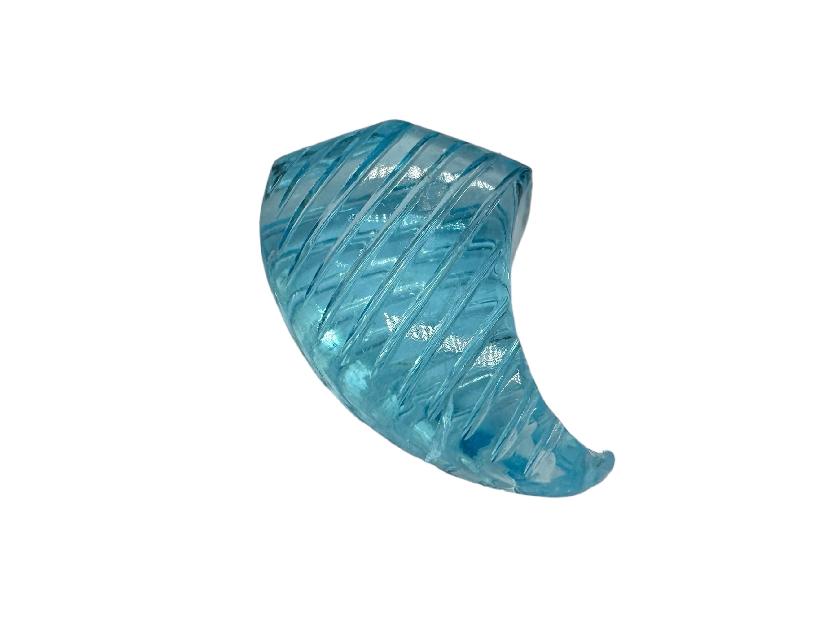 TOPAZIO BLU SVIZZERO Intaglio fantasia 19X12X7MM