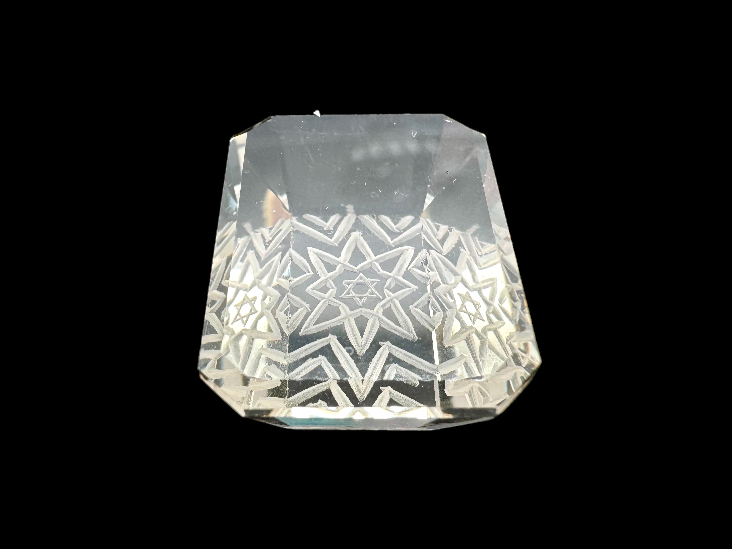 Lemon Quartz carved (David Star) cut stone 19x28x12.50H | Wt-57.97 Ct | SKU-DG_T0061_04